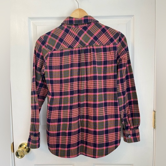 Lands End Women’s Flannel Button Down - Picture 3 of 3
